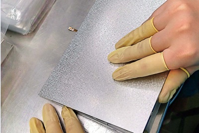 Produktionslinie 26 Unteren Eisenrahmen montieren