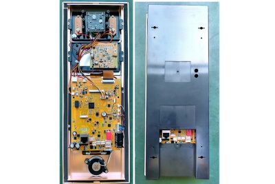 Produktionslinie 77 Motherboard installieren Rückseite verriegeln